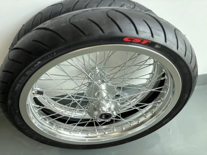 Surron LBX Supermoto Wheelset (17 inch)